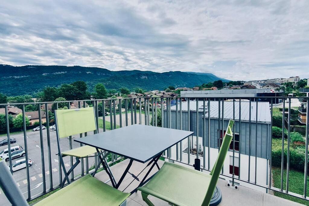 Les Hauteurs D'Annecy 2 Etoiles Entre Lac Et Montagne 外观 照片